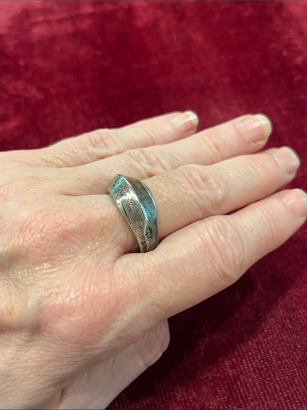 Vintage Silver-Tone Textured Men’s Ring 10 1/4